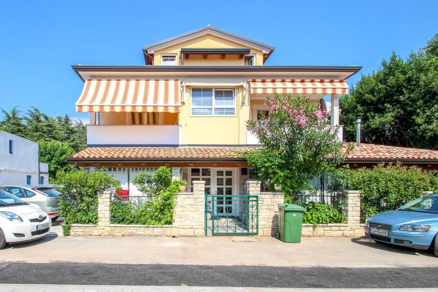 Viviana Azur Apartment Novigrad  Croatia