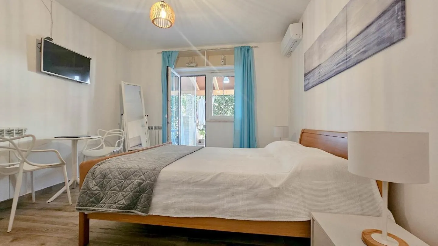 Viviana Azur Apartment Novigrad   Novigrad (Istria)