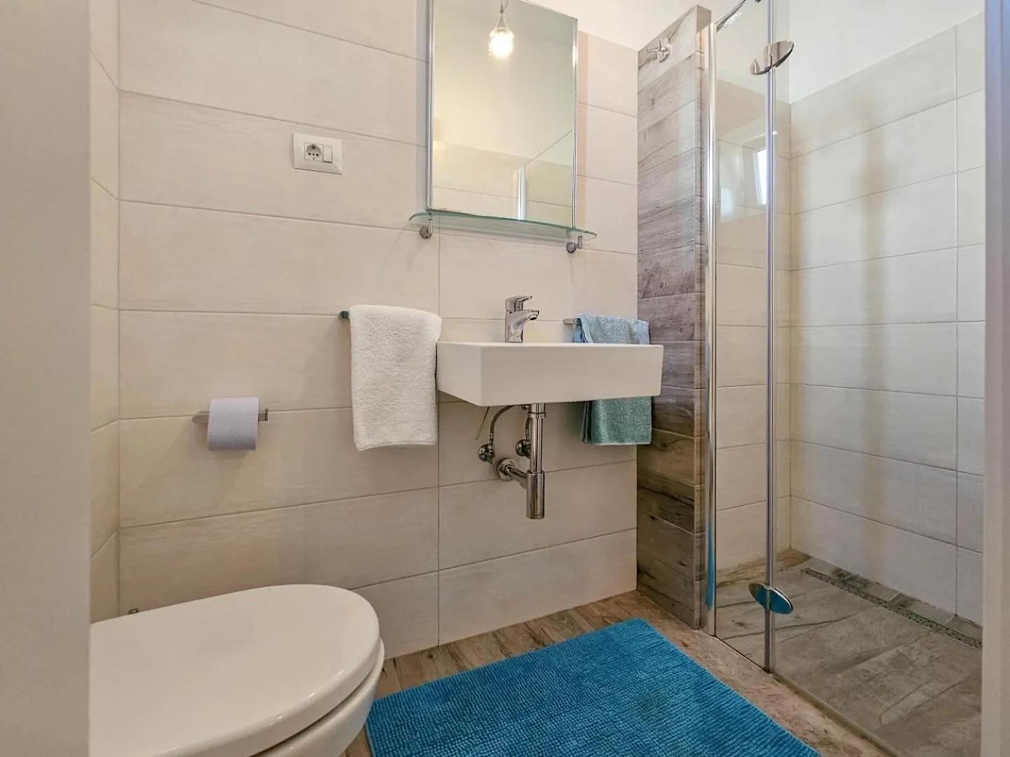 Viviana Azur Apartment Novigrad