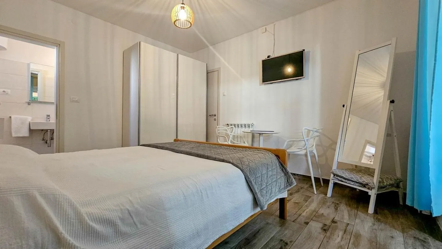 Viviana Azur Apartment Novigrad  Novigrad (Istria)