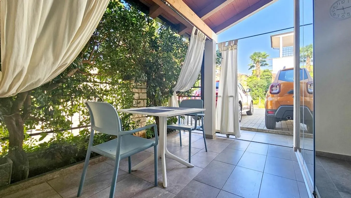 Viviana Azur Apartment Novigrad